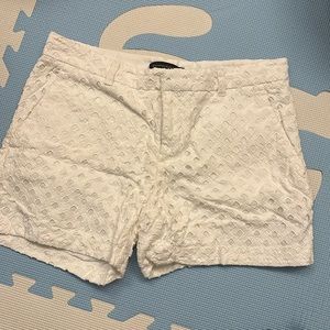 Banana republic like new white shorts